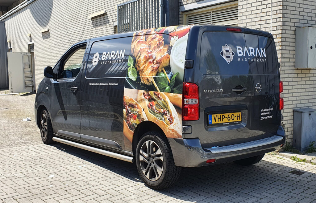 Autobelettering, auto, plakken, folie, wrap