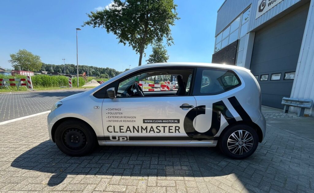 Autobelettering, auto, plakken, folie, wrap