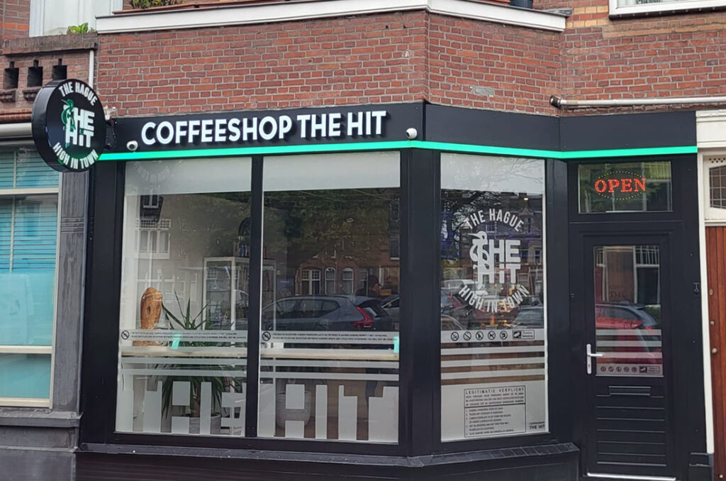 gevel reclame, freesletters, doosletters, coffeeshop, den haag